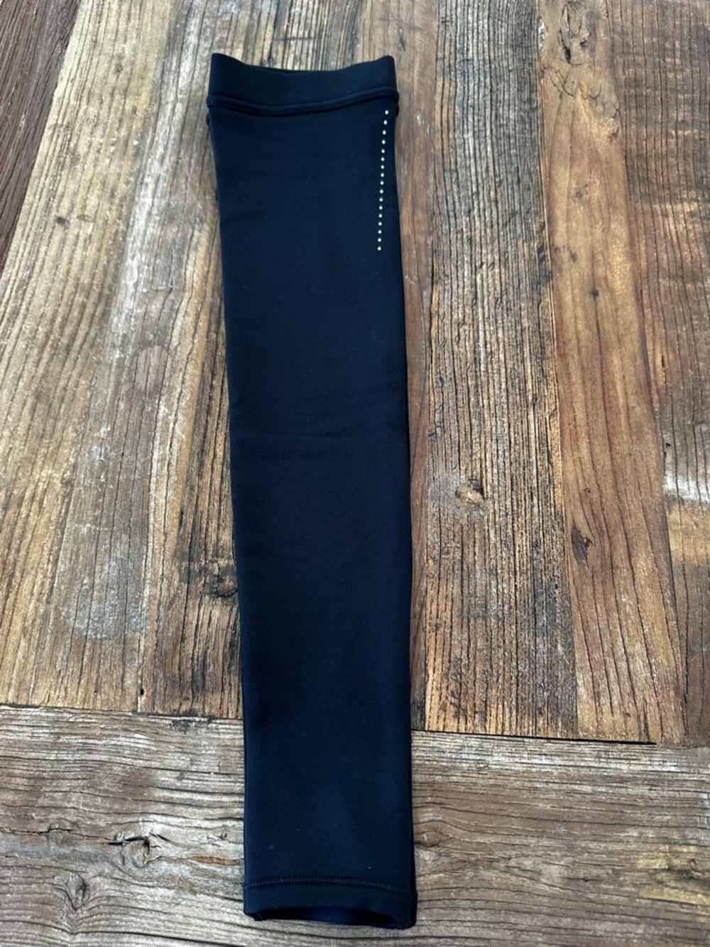 lululemon athletica Black sleeves with Reflective Dots